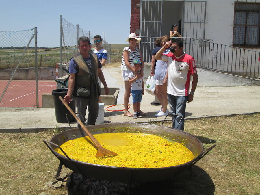 Fotos: Monterrubio de la Sierra disfruta de las fiestas de San Juan