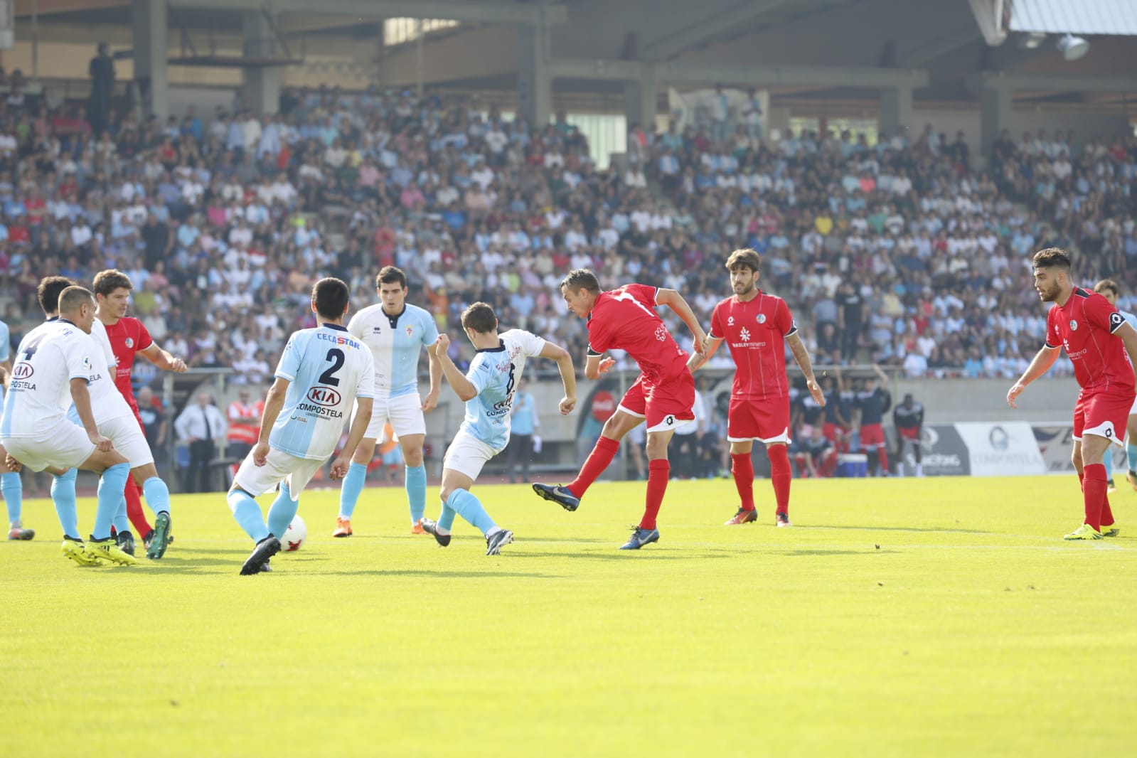 Fotos: El Salmantino asciende a Segunda B