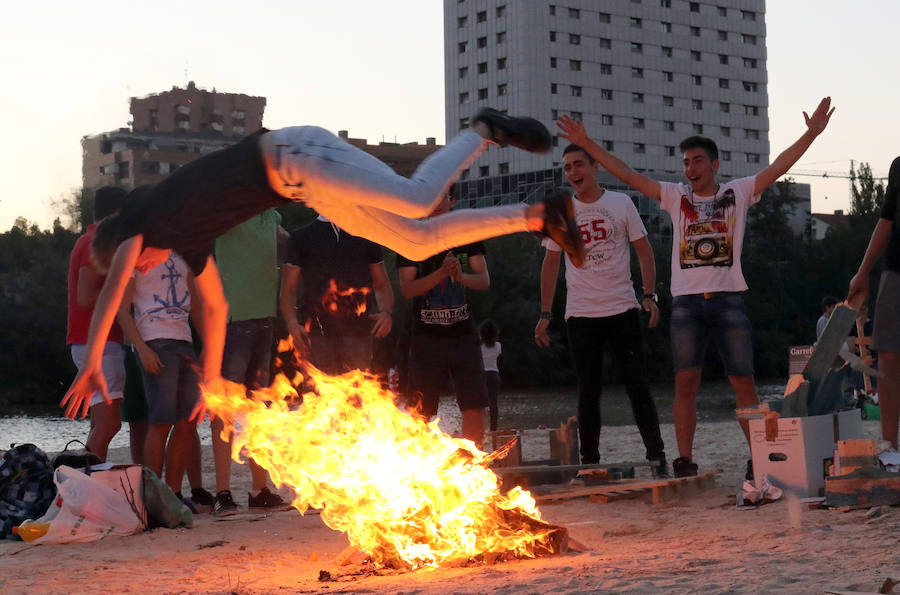 Fotos: La celebración de la Noche de San Juan 2018 en Valladolid