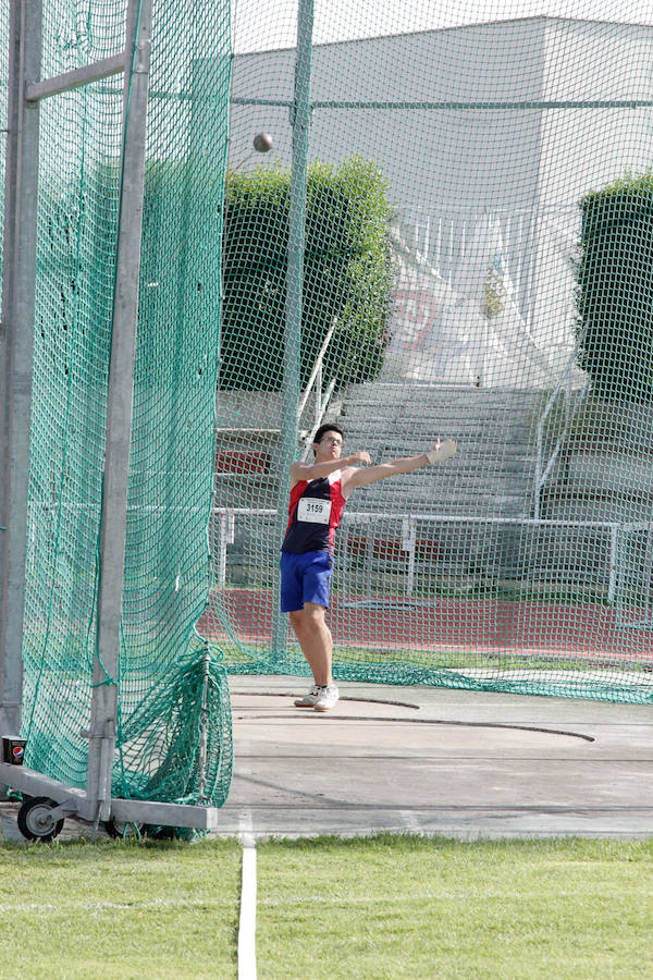 Las Pistas celebraron en la mañana deeste domingo el Campeonato Provincial en Pista al Aire Libre con la presencia de un importante número de atletas