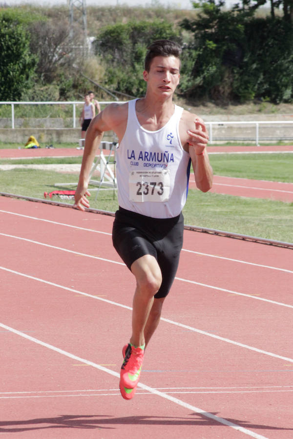 Las Pistas celebraron en la mañana deeste domingo el Campeonato Provincial en Pista al Aire Libre con la presencia de un importante número de atletas