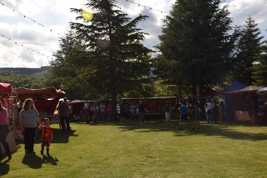 Fotos: Mercado Tamárico en Velilla de río Carrión