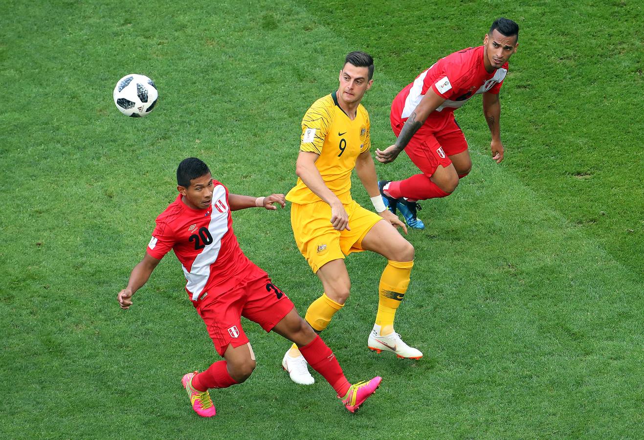 Las mejores imágenes del partido de la tercera jornada del Grupo C entre Australia y Perú.