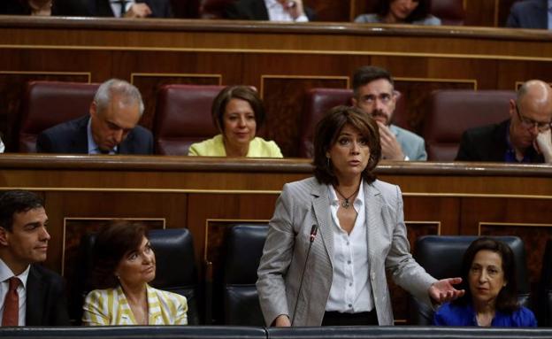 La ministra de Justicia dice que no pretenden suplantar a la Fiscalía, pero sí complementar su labor