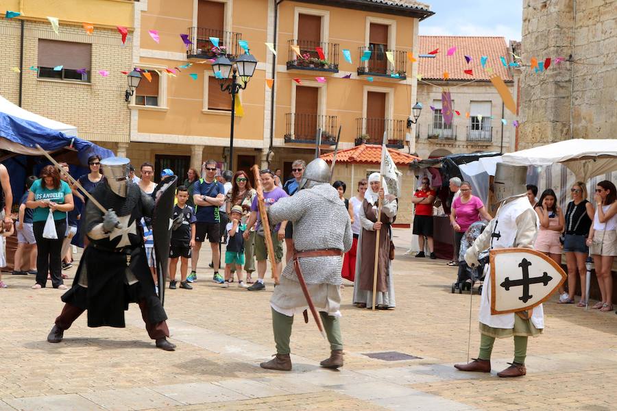 Fotos: Mercado Castellano en Dueñas