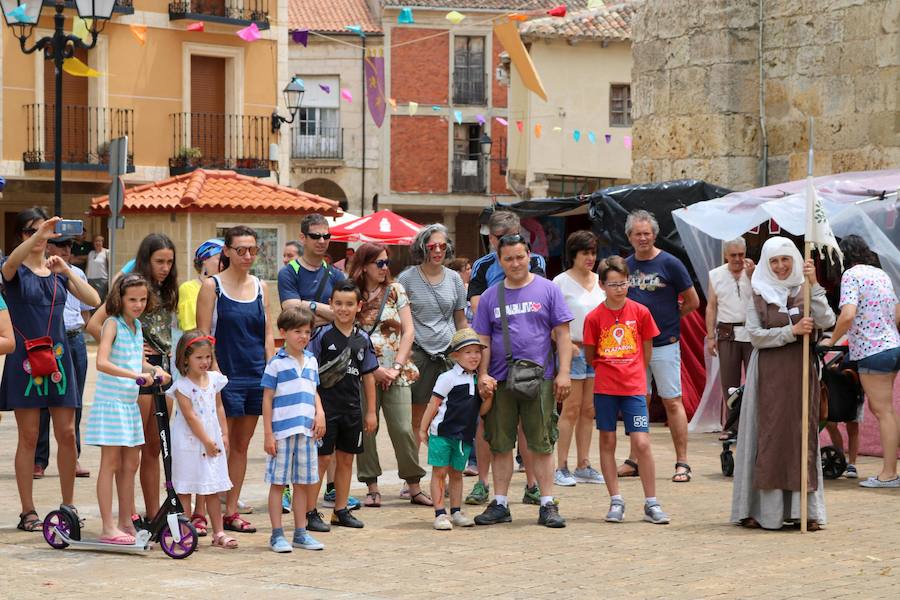 Fotos: Mercado Castellano en Dueñas