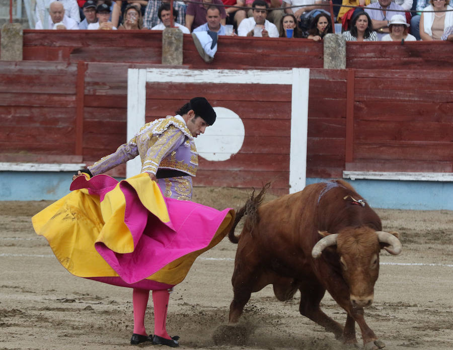 Fotos: Corrida de toros de San Pedro en Segovia (1)