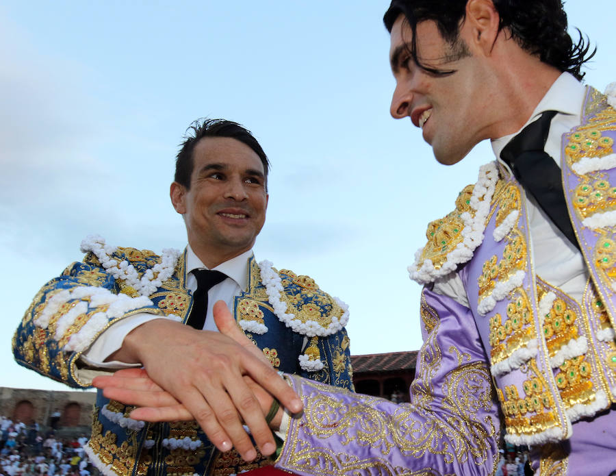Fotos: Corrida de toros de San Pedro en Segovia (1)