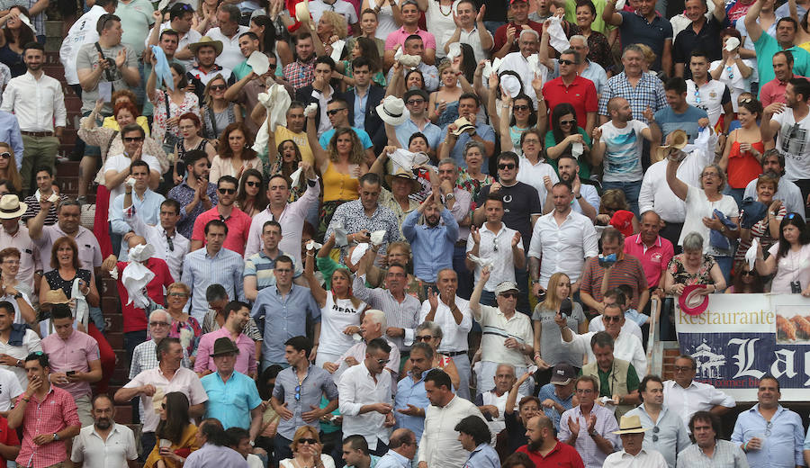 Fotos: Corrida de toros de San Pedro en Segovia (1)
