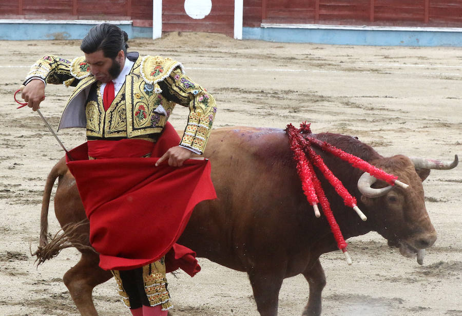 Fotos: Corrida de toros de San Pedro en Segovia (3)