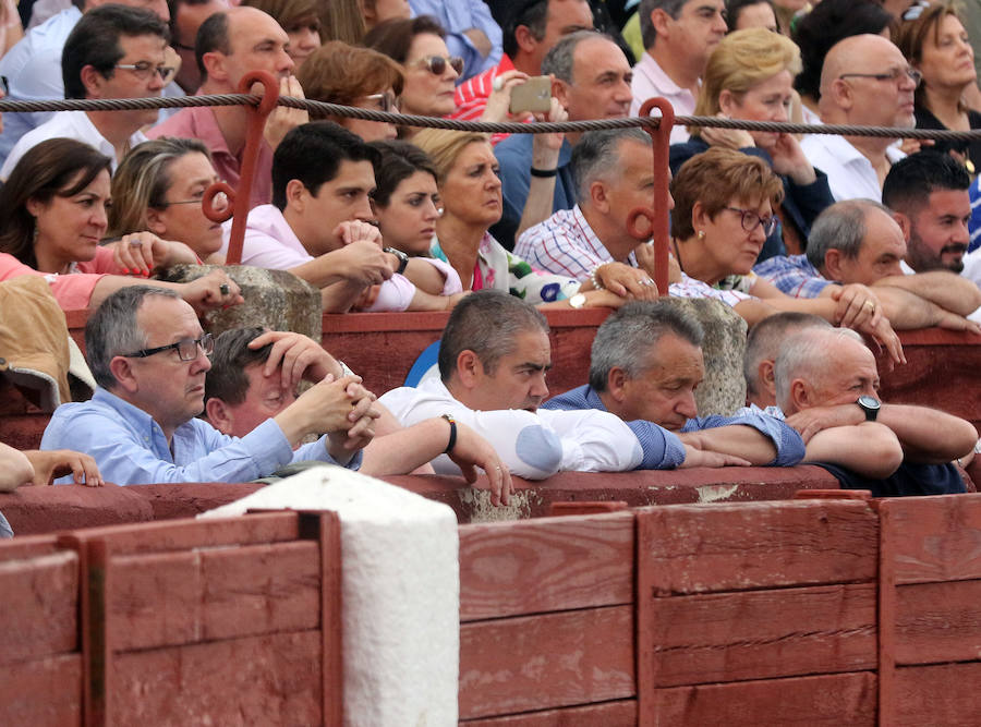 Fotos: Corrida de toros de San Pedro en Segovia (3)