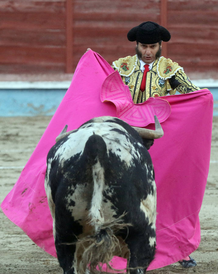 Fotos: Corrida de toros de San Pedro en Segovia (4)
