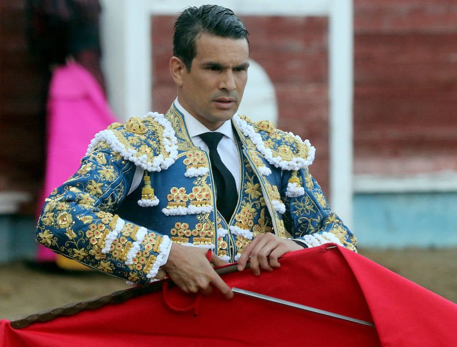 Fotos: Corrida de toros de San Pedro en Segovia (4)