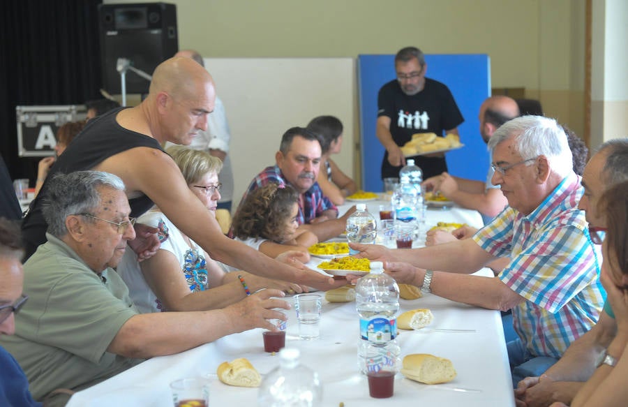 Fotos: Comida popular en el Barrio España de Valladolid