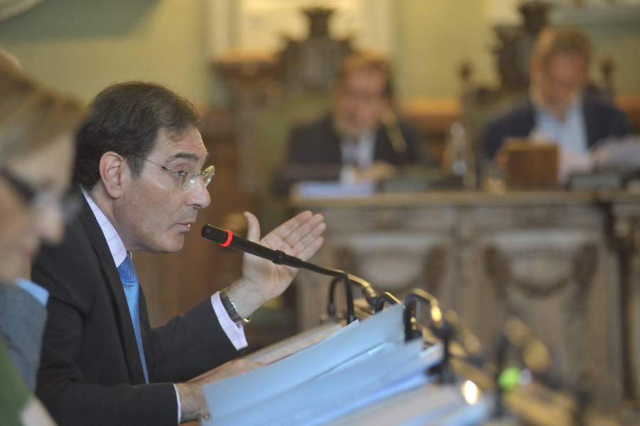 Fotos: Pleno en el Ayuntamiento de Valladolid