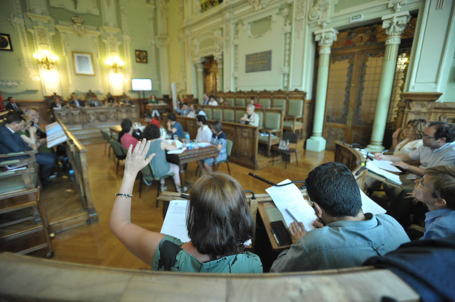 Fotos: Pleno en el Ayuntamiento de Valladolid