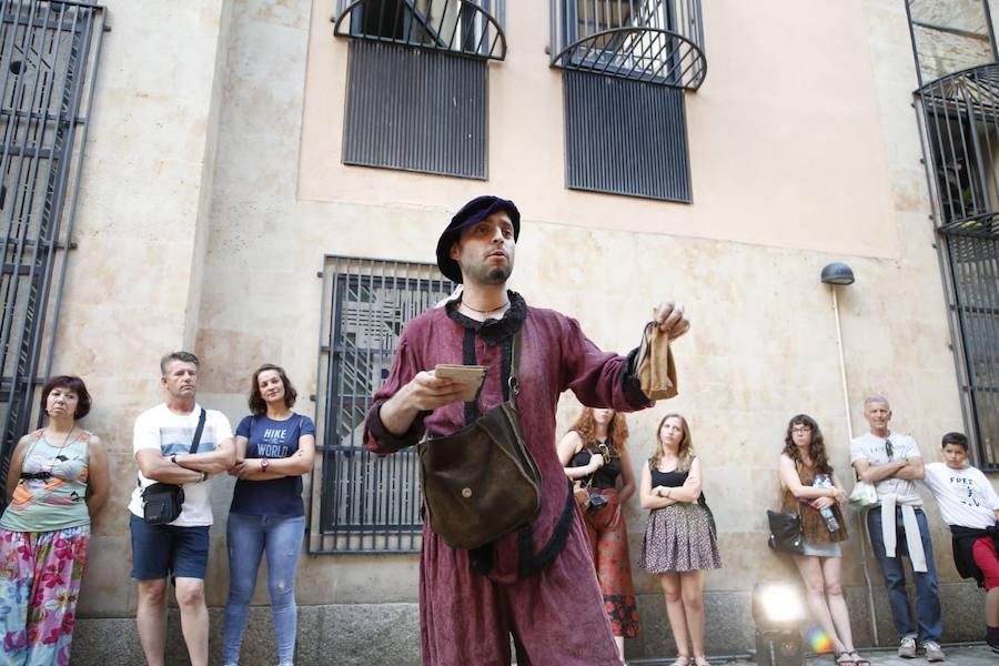 Fotos: Actividades culturales en la Cueva de Salamanca, la Casa de las Conchas y la Casa Lis