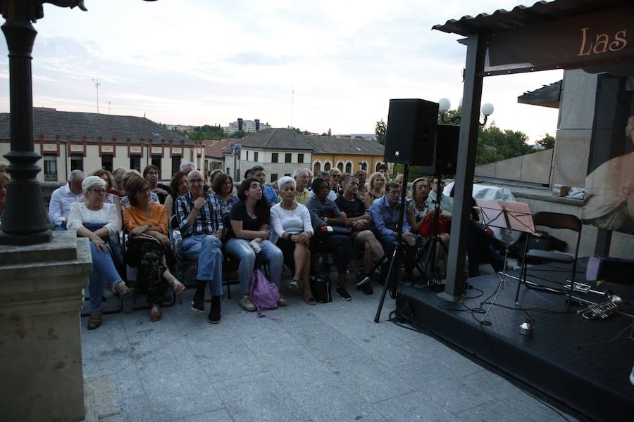 Fotos: Actividades culturales en la Cueva de Salamanca, la Casa de las Conchas y la Casa Lis