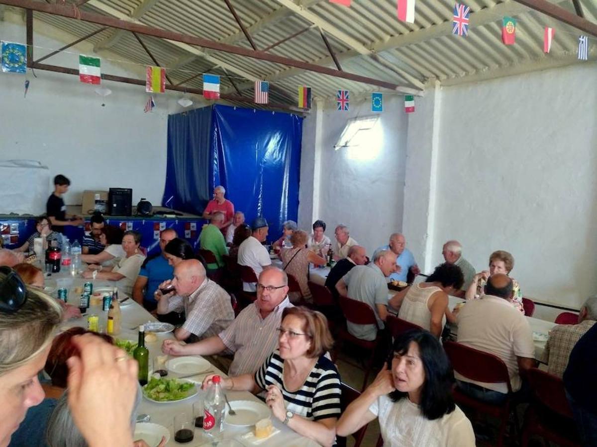 Fotos: Hérmedes de Cerrato celebra sus fiestas con una comida popular