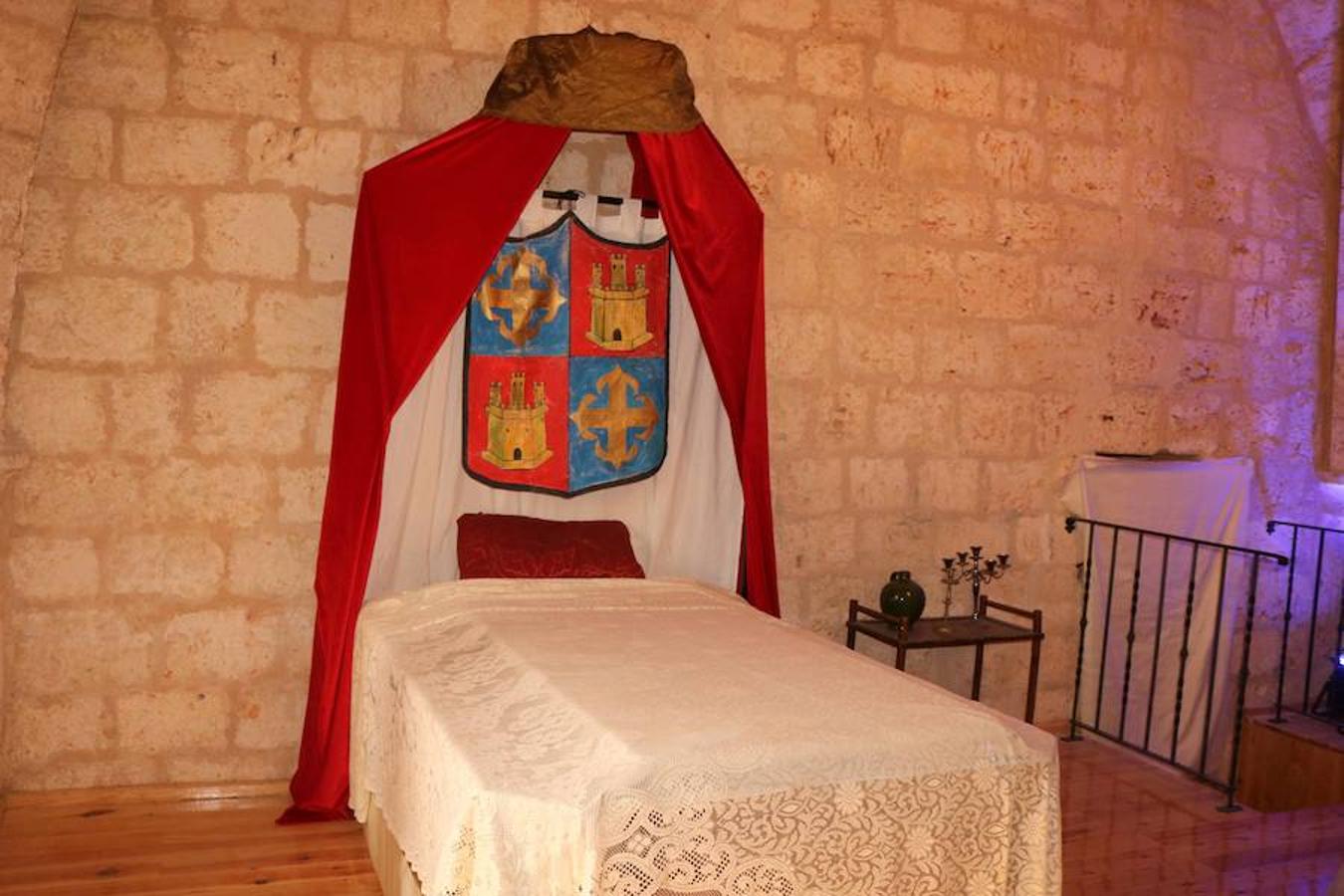 Fotos: Visitas teatralizas a Santa María La Mayor en Villamuriel