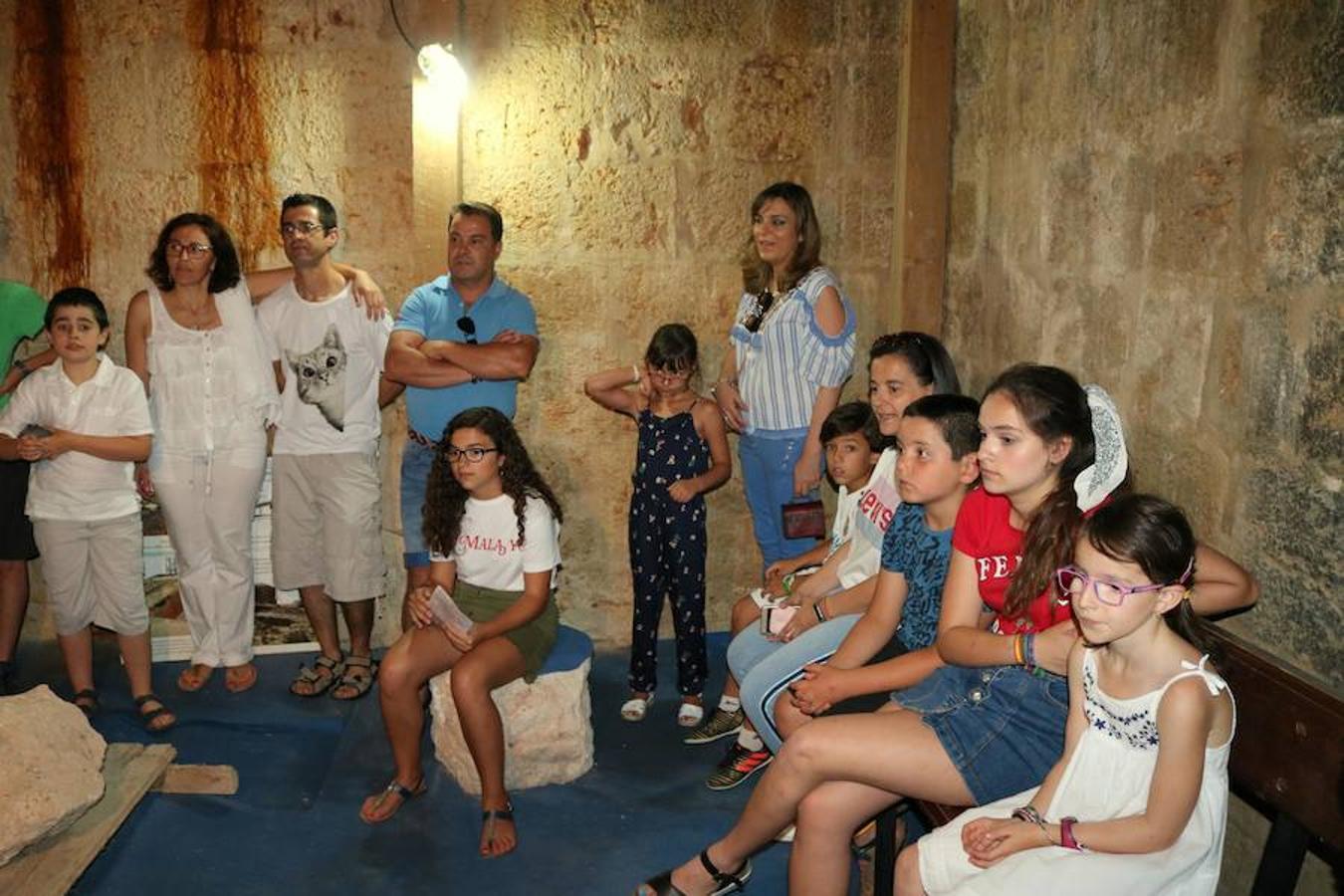 Fotos: Visitas teatralizas a Santa María La Mayor en Villamuriel