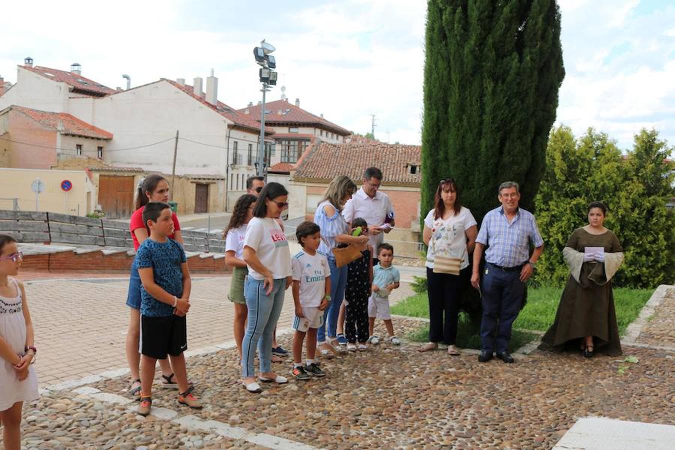 Fotos: Visitas teatralizas a Santa María La Mayor en Villamuriel