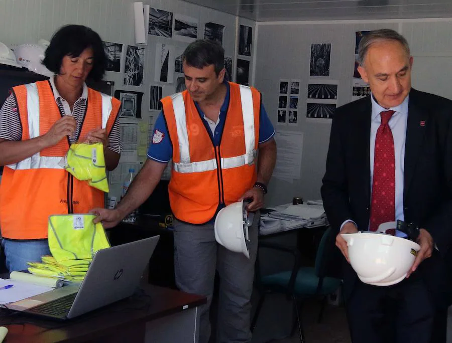 Fotos: El rector de la UVA, Antonio Largo, visita las obras de la segunda fase del campus de Segovia