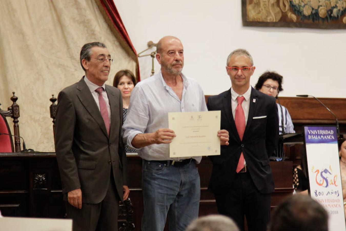 Fotos: La USAL entrega los premios a las 100 mejores notas de la EBAU