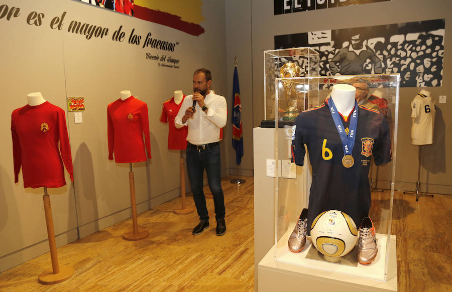 Fotos: Exposición sobre la Historia del Fútbol