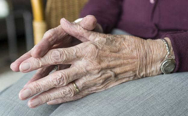 Un despacho leonés consigue probar que la Seguridad Social embarga indebidamente las pensiones