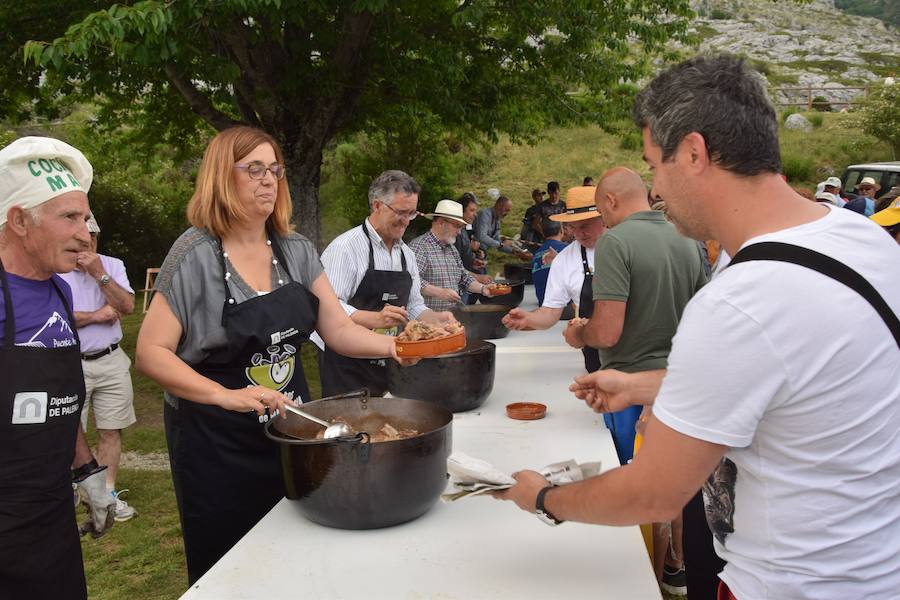 Fotos: Fiesta de la Montaña Palentina en Puente Agudín