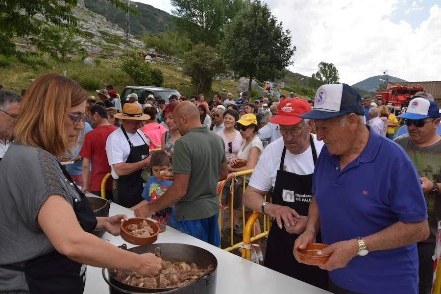 Fotos: Fiesta de la Montaña Palentina en Puente Agudín