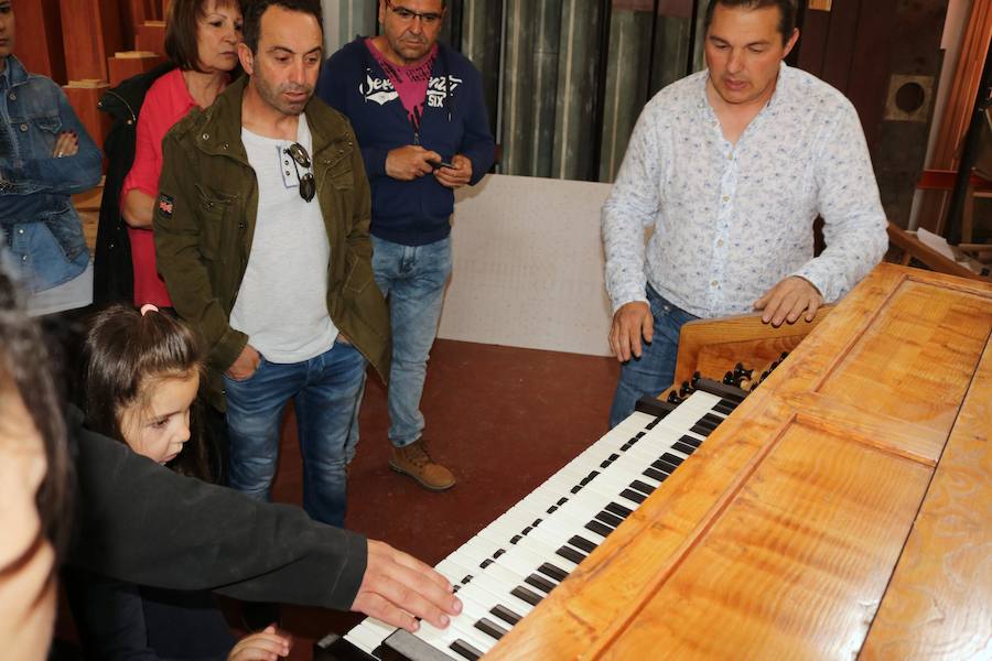 Fotos: Visita al taller de organería Acitores de Torquemada