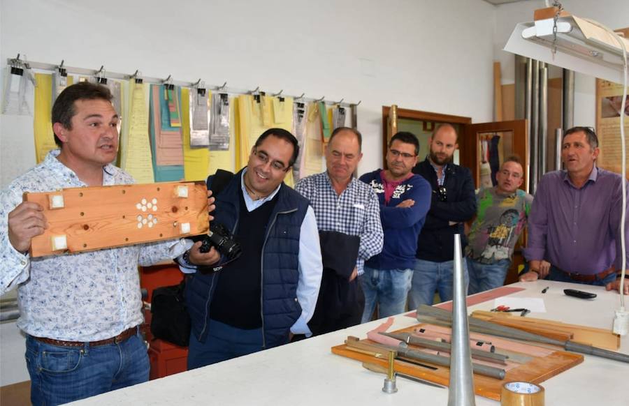 Fotos: Visita al taller de organería Acitores de Torquemada