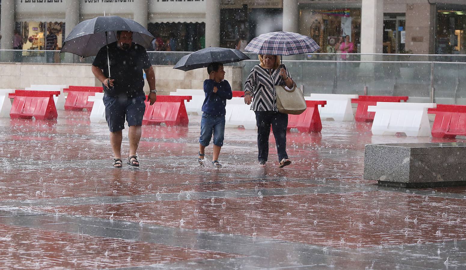 10,2 litros por metro cuadrado cayeron en la ciudad de Valladolid en unos 40 minutos