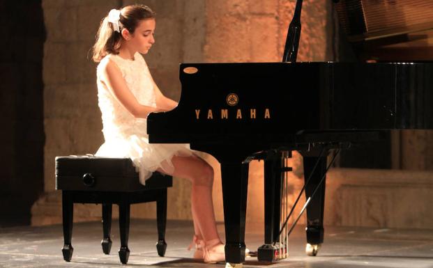 Los Premios Santa Cecilia abrieron ayer el Festival Joven, en San Juan de los Caballeros. 