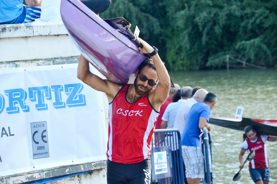 Fotos: Premio de piragüismo K4 en la playa de Las Moreras