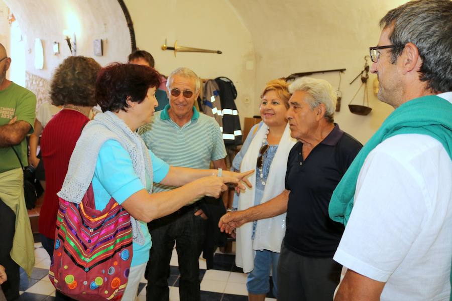 Fotos: Ruta por las cuevas y bodegas de Dueñas