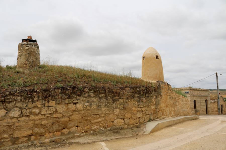 Fotos: Ruta por las cuevas y bodegas de Dueñas