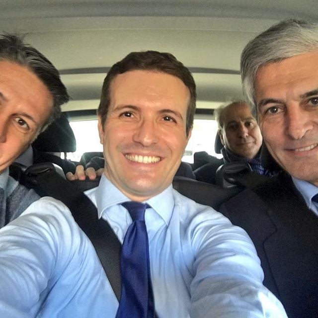 Con Adolfo Suárez y Xavi Garcia Albiol de camino al Salón del Tinell.