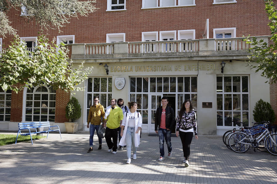 Fachada del centro, ubicado en el complejo de San Telmo.