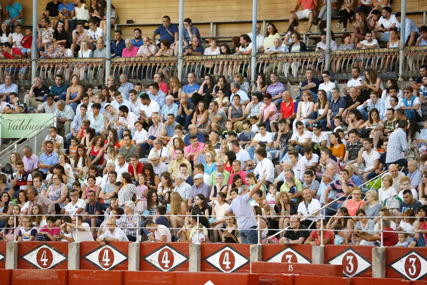 Una novillada con caballos, cuatro corridas de toros y una corrida de rejones mixta, que se celebrarán del 12 al 21 de septiembre