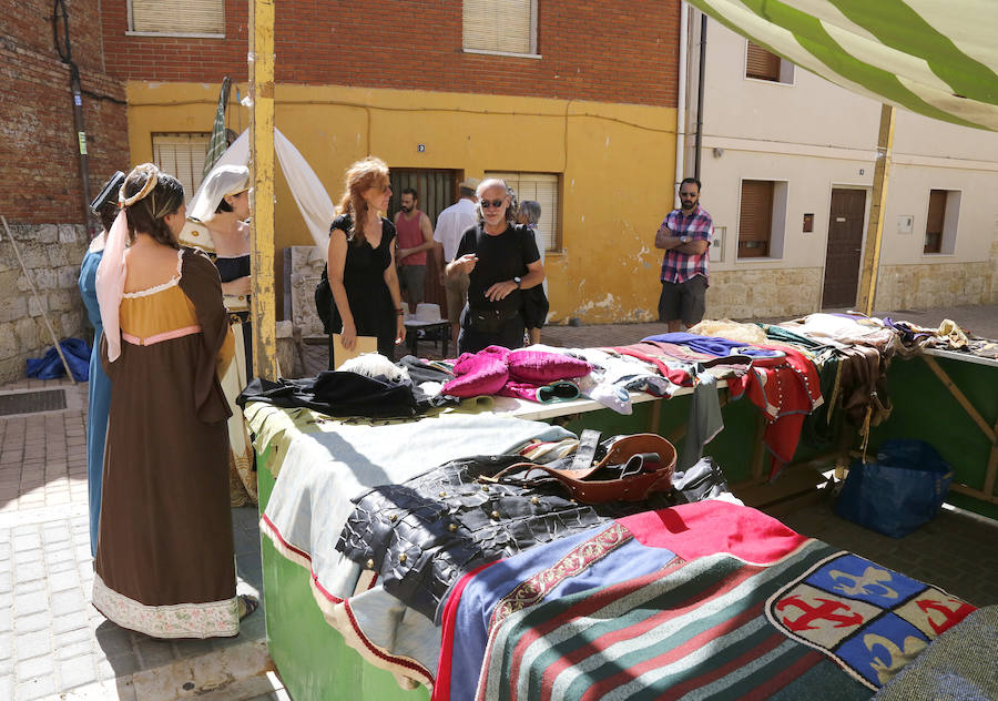 Fotos: Mercado Medieval en Fuentes de Valdepero