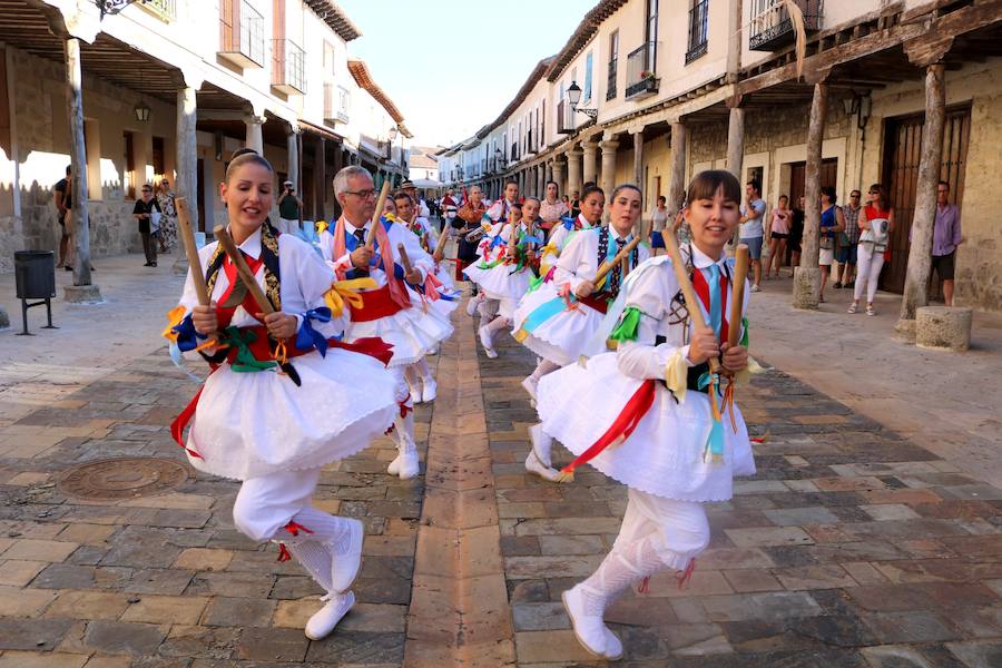 Fotos: Danza y Paloteo en Ampudia