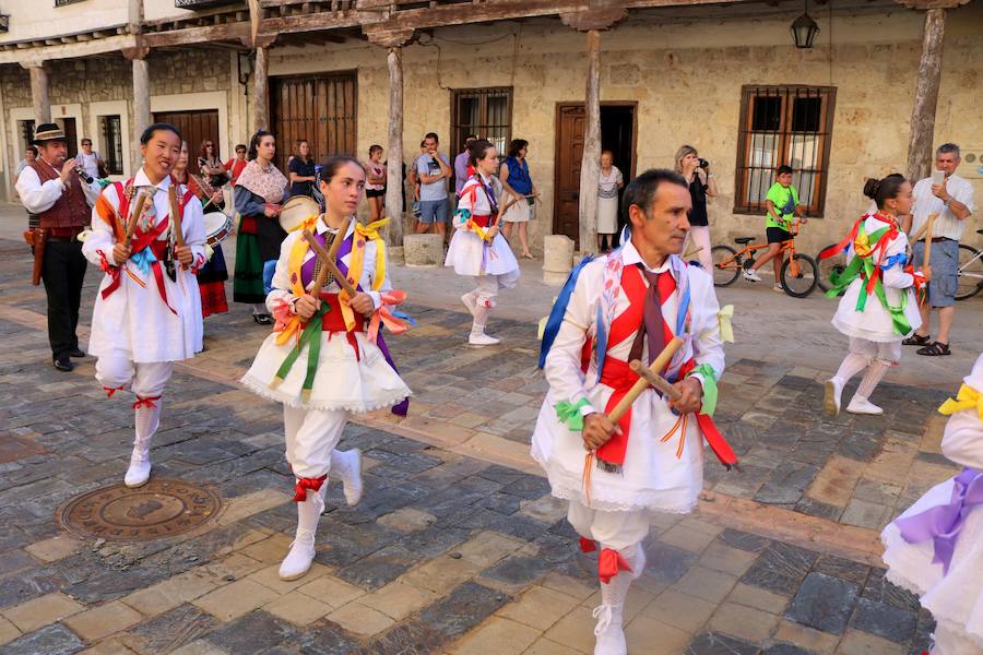 Fotos: Danza y Paloteo en Ampudia