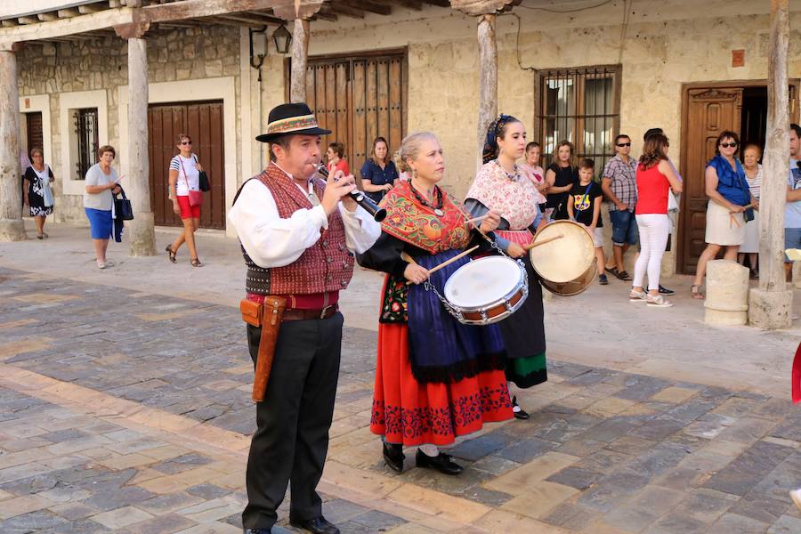 Fotos: Danza y Paloteo en Ampudia
