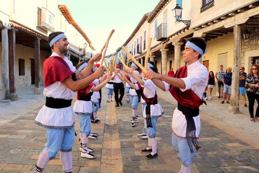 Fotos: Danza y Paloteo en Ampudia