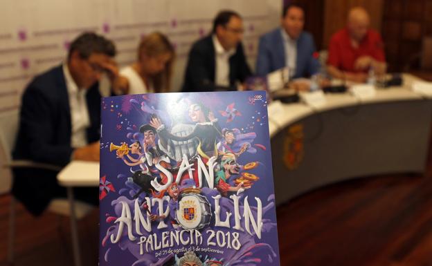 El programa, en primer plano duante la rueda de prensa de presentación de San Antolín 2018.