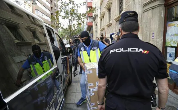 Regsitro de la Policía, el pasado 3 de julio, en el Ayuntamiento de Palencia. 