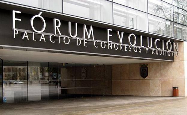 Entrada al Palacio de Congresos Fórum Evolución. BURGOSCONECTA